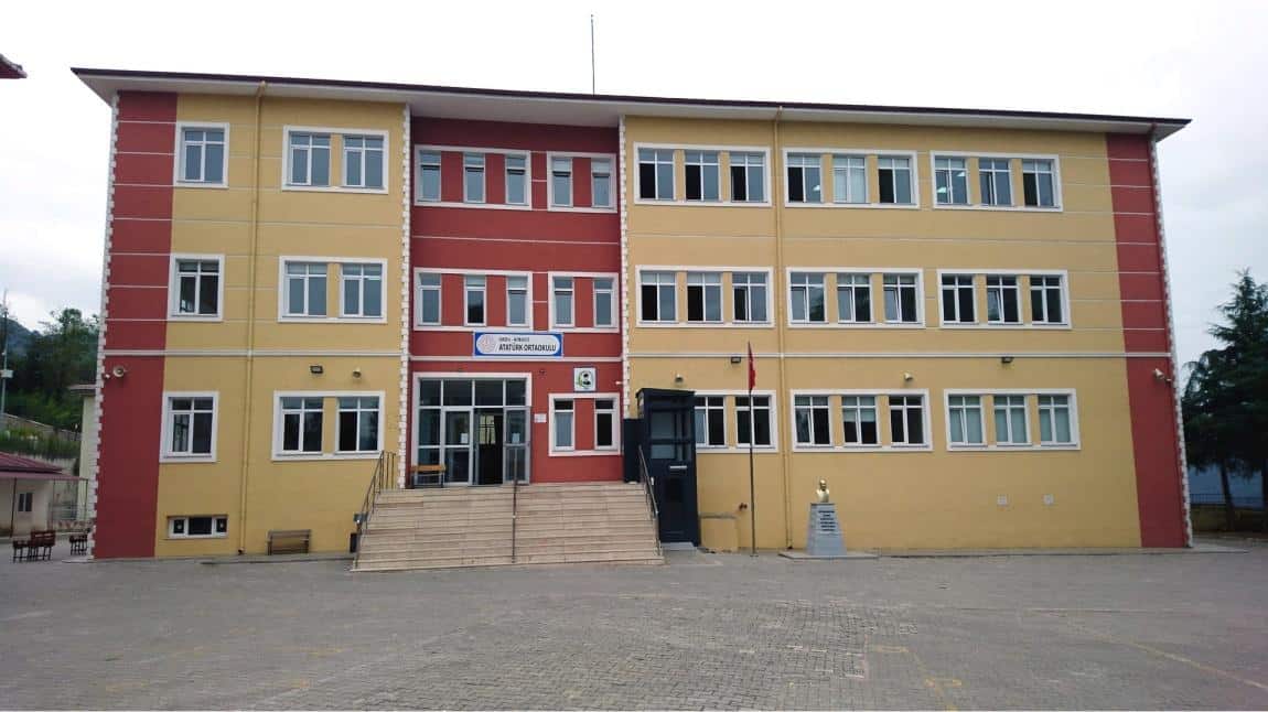 Atatürk Ortaokulu Fotoğrafı