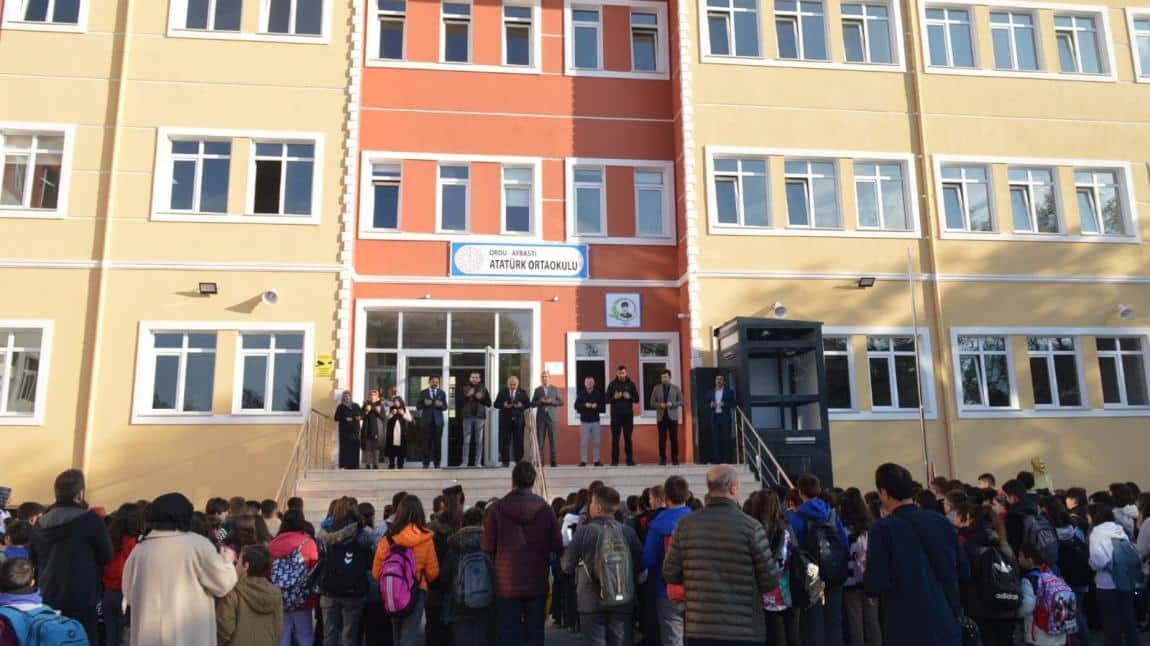 Okulumuz Cumhuriyet Bayramı Haftasında Yeni Modern Binasında , Eğitim Öğretime Başladı.